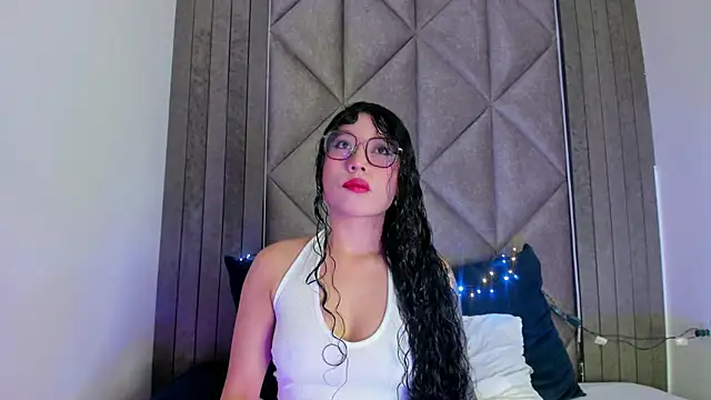 BriaConner  online show from February 2025 02:08:01 AM