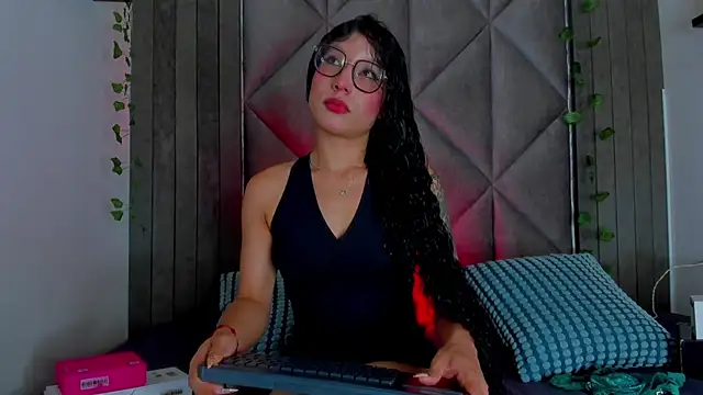 BriaConner  online show from July 2026 03:02:01 AM