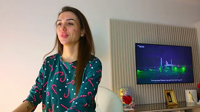 Addictive T online show from January 2025 08:21:02 PM