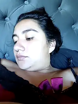 Hellen Alex online show from October 2025 01:55:01 PM