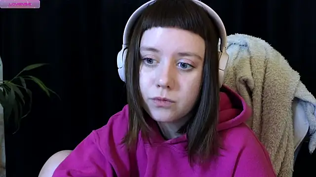 June shy0 online show from March 2025 07:26:01 AM