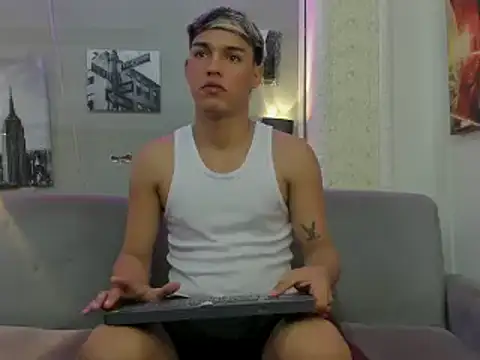 ryan carter08 online show from December 2024 01:07:02 PM