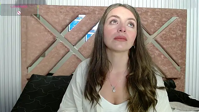 Snapshot of _isaabellaa chatting on April 2026 12:29:02 PM isaabellaa online show from April 2026 12:29:02 PM