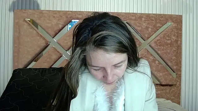 Snapshot of _isaabellaa chatting on April 2026 02:25:01 PM isaabellaa online show from April 2026 02:25:01 PM