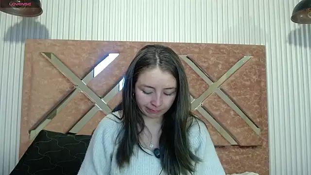 Snapshot of _isaabellaa chatting on May 2026 12:13:02 PM isaabellaa online show from May 2026 12:13:02 PM