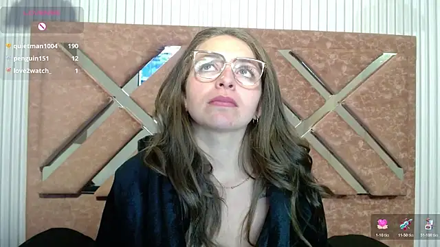 Snapshot of _isaabellaa chatting on June 2026 02:33:01 PM isaabellaa online show from June 2026 02:33:01 PM