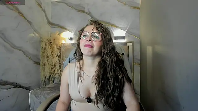  isaabellaa online show from July 2026 12:30:02 PM