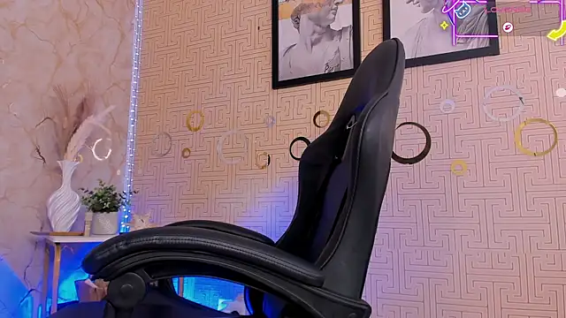 Snapshot of Mia_Gothzx chatting on March 2026 12:33:02 PM Mia Gothzx online show from March 2026 12:33:02 PM