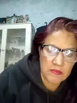 Edged Hot69 online show from November 2025 01:30:02 AM