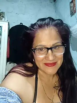 Snapshot of Edged_Hot69 chatting on January 2026 03:55:01 AM Edged Hot69 online show from January 2026 03:55:01 AM