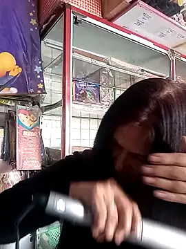 Edged Hot69 online show from March 2026 03:18:02 PM