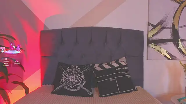 miaablack online show from November 2025 07:39:02 PM