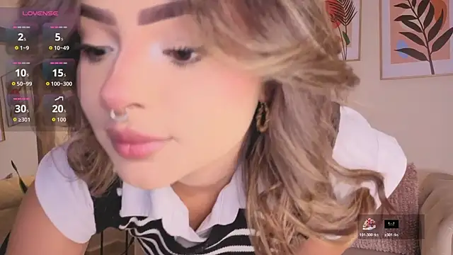 DahianaWalcott online show from November 2025 08:44:01 PM