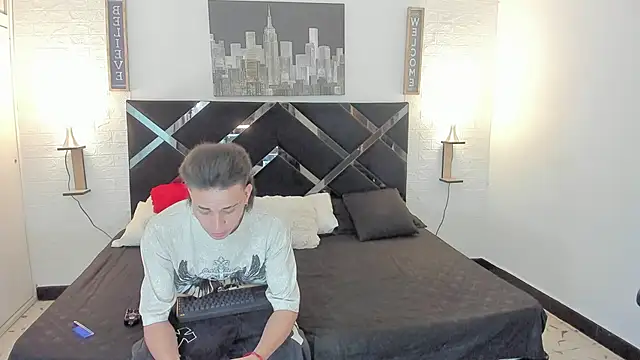 toyboys1 online show from September 2025 03:08:01 AM