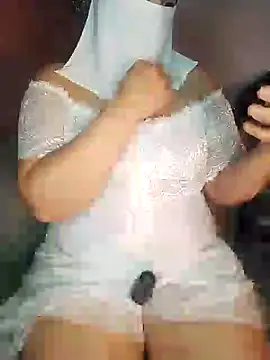 Snapshot of Cat_Sharisa chatting on January 2025 08:30:02 AM Cat Sharisa online show from January 2025 08:30:02 AM