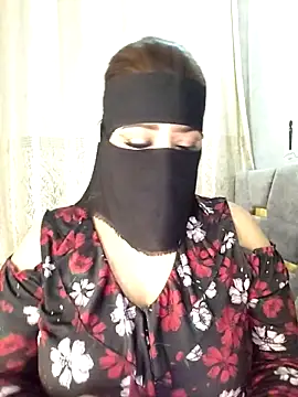 Snapshot of Cat_Sharisa chatting on November 2025 09:47:01 PM Cat Sharisa online show from November 2025 09:47:01 PM