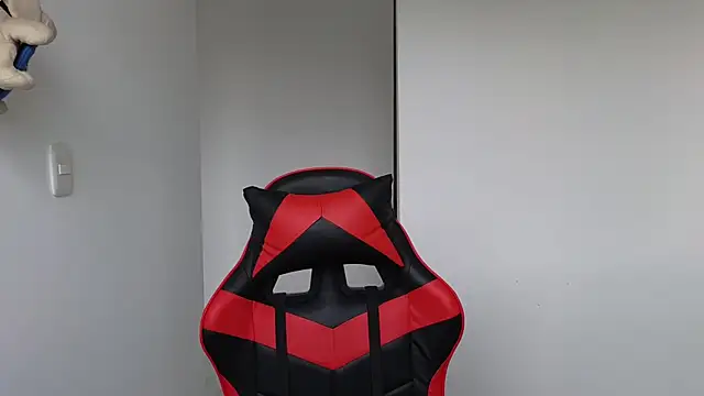 tammyandrade  online show from February 2025 01:40:02 PM