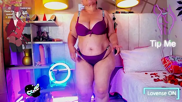 girl amada online show from February 2025 08:52:02 AM