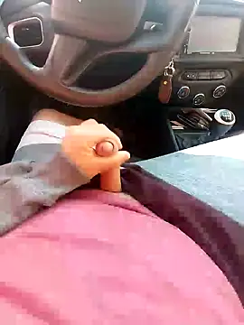 mfreitas005 online show from September 2025 10:26:02 AM