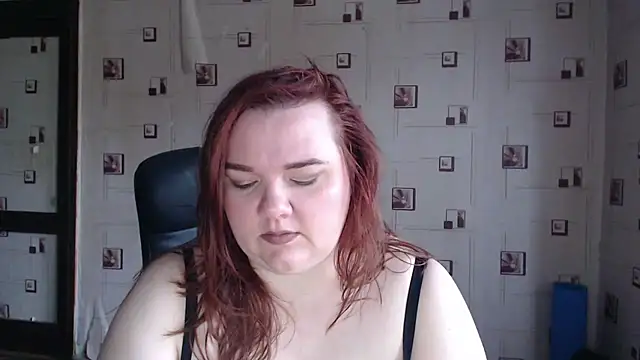 Snapshot of TasyaBigTTs chatting on March 2026 05:10:02 AM TasyaBigTTs online show from March 2026 05:10:02 AM