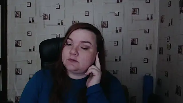 Snapshot of TasyaBigTTs chatting on April 2026 04:55:01 PM TasyaBigTTs online show from April 2026 04:55:01 PM