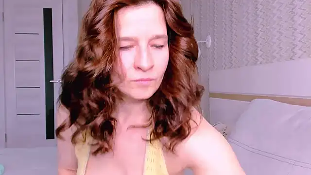 Clear Angel online show from February 2026 01:47:01 PM