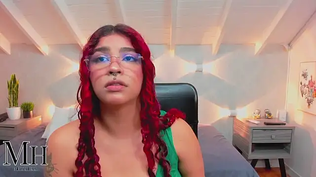 MizzHell online show from March 2026 03:54:02 AM