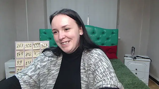 IsabelBlackberry online show from January 2025 03:07:02 PM