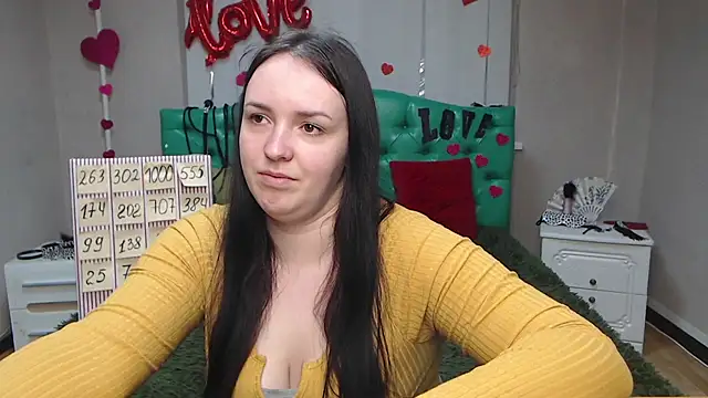 IsabelBlackberry online show from March 2025 09:14:01 AM