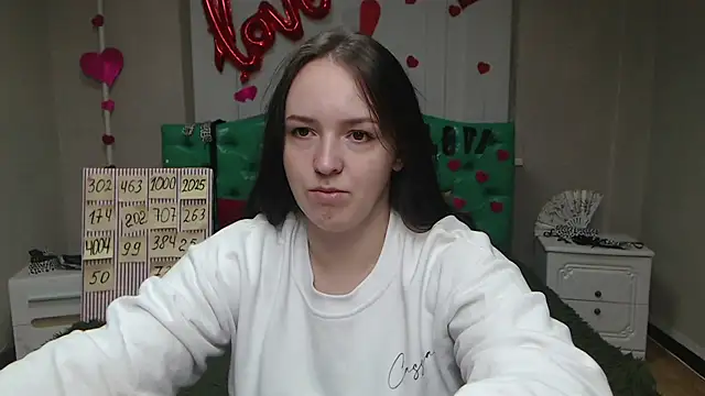 IsabelBlackberry online show from September 2025 04:58:01 AM