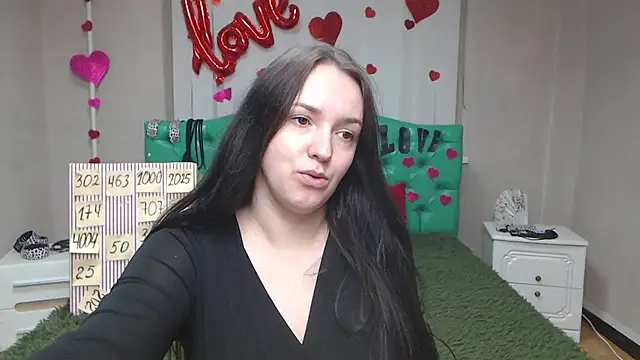 IsabelBlackberry online show from October 2025 05:48:02 AM