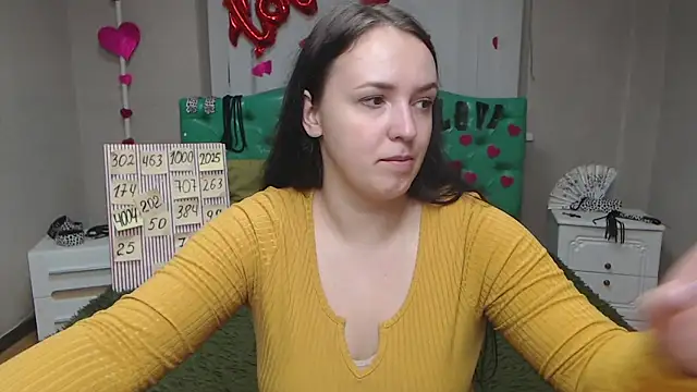 IsabelBlackberry online show from October 2025 05:05:01 AM