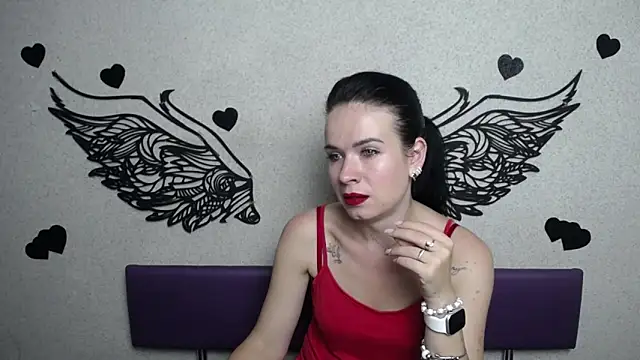 JasmineKouch online show from September 2025 05:35:01 PM