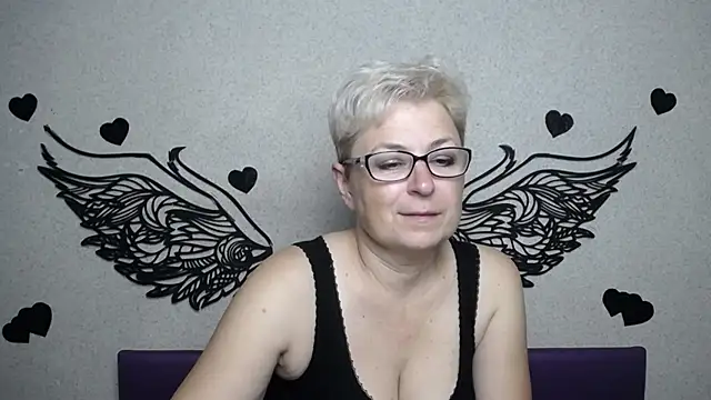 EmiliaGree online show from September 2025 05:14:02 PM