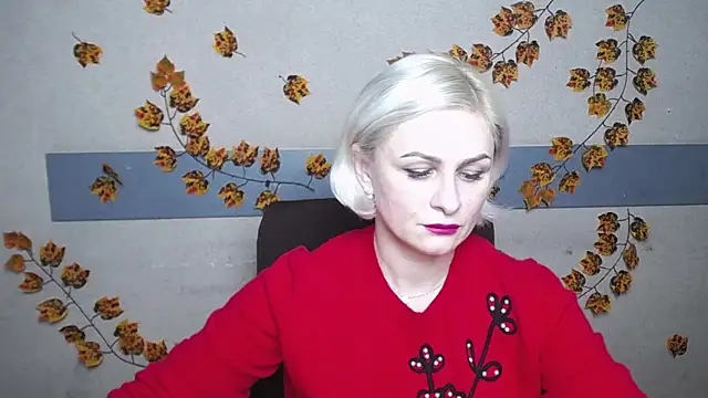 Snapshot of OliviaHorst chatting on December 2024 12:23:01 PM OliviaHorst online show from December 2024 12:23:01 PM