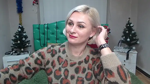 Snapshot of OliviaHorst chatting on December 2024 05:31:02 PM OliviaHorst online show from December 2024 05:31:02 PM