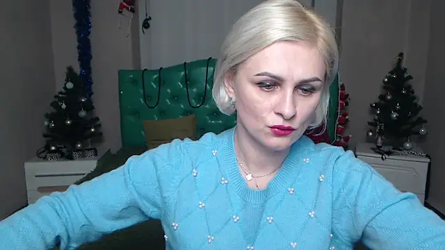 Snapshot of OliviaHorst chatting on December 2024 01:54:02 PM OliviaHorst online show from December 2024 01:54:02 PM