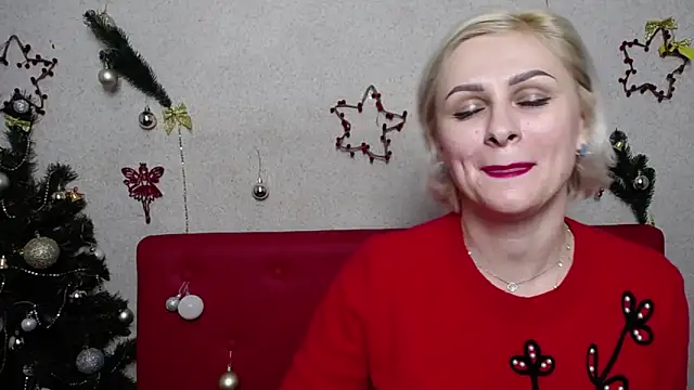 Snapshot of OliviaHorst chatting on December 2024 03:48:02 PM OliviaHorst online show from December 2024 03:48:02 PM