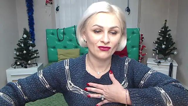 Snapshot of OliviaHorst chatting on January 2025 12:15:01 PM OliviaHorst online show from January 2025 12:15:01 PM