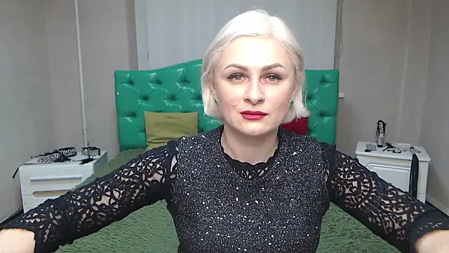 Snapshot of OliviaHorst chatting on January 2025 06:12:01 AM OliviaHorst online show from January 2025 06:12:01 AM