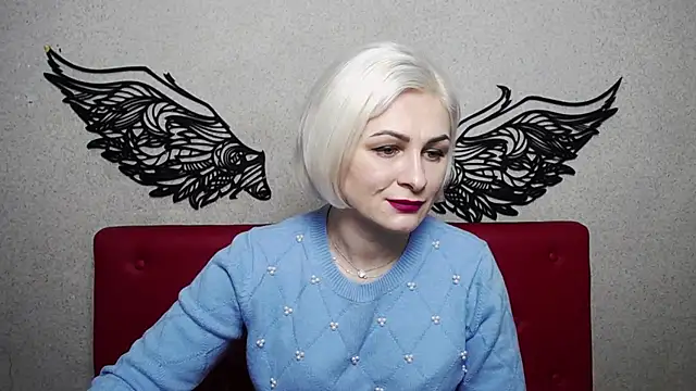 Snapshot of OliviaHorst chatting on February 2025 06:12:01 AM OliviaHorst online show from February 2025 06:12:01 AM