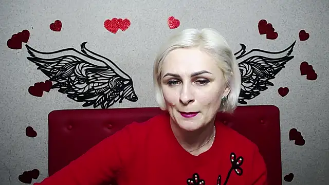 Snapshot of OliviaHorst chatting on February 2025 03:24:02 PM OliviaHorst online show from February 2025 03:24:02 PM