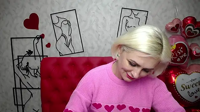 Snapshot of OliviaHorst chatting on February 2025 04:10:01 PM OliviaHorst online show from February 2025 04:10:01 PM