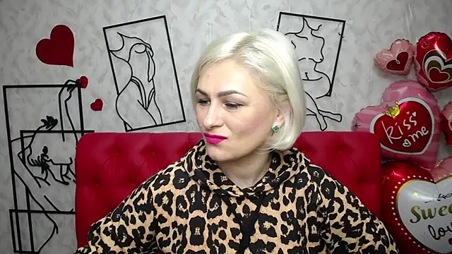 Snapshot of OliviaHorst chatting on March 2025 06:44:01 AM OliviaHorst online show from March 2025 06:44:01 AM