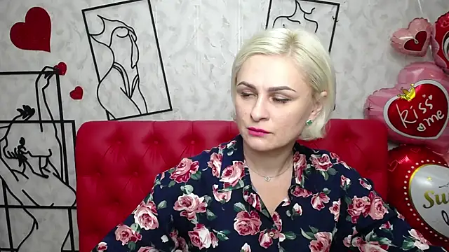 Snapshot of OliviaHorst chatting on March 2025 03:24:02 PM OliviaHorst online show from March 2025 03:24:02 PM