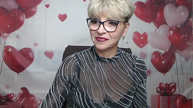 Snapshot of EllaBonito chatting on May 2026 05:36:02 AM EllaBonito online show from May 2026 05:36:02 AM