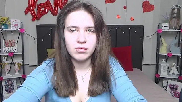 LauraHlot online show from March 2025 06:11:01 PM