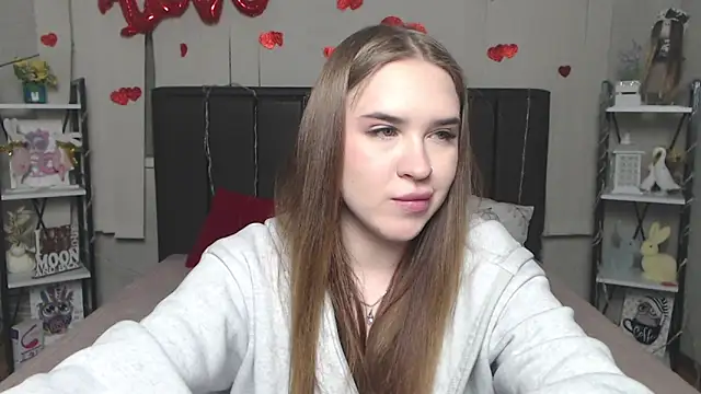 LauraHlot online show from April 2026 06:34:01 PM