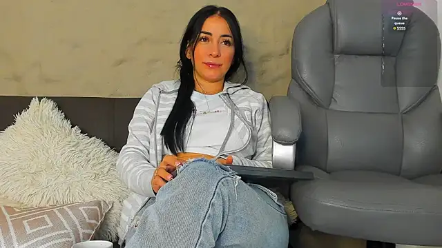 Snapshot of Sofia__rivera chatting on December 2024 11:31:02 AM Sofia rivera online show from December 2024 11:31:02 AM