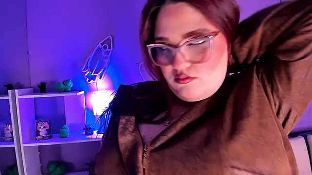 Camiila Osorio online show from November 2025 07:26:02 PM